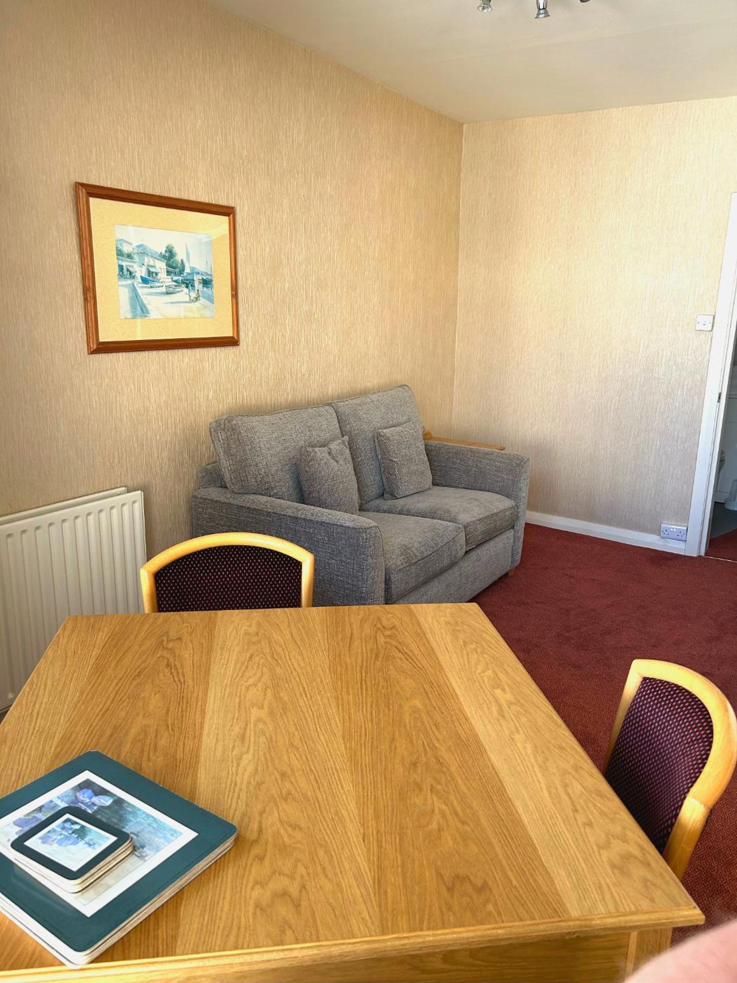 Welbeck Hotel & Apartments ดักลาส ภายนอก รูปภาพ